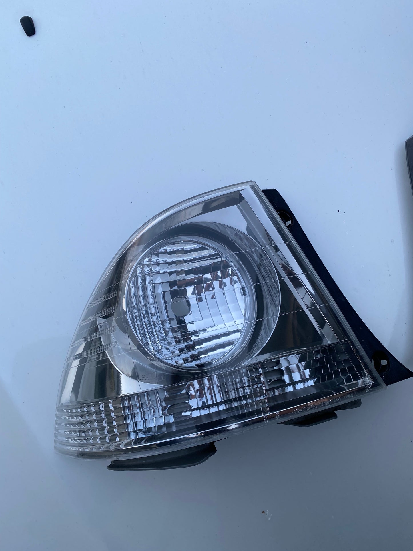 TOYOTA ALTEZZA/LEXUS IS200 CLEAR TAIL LIGHTS