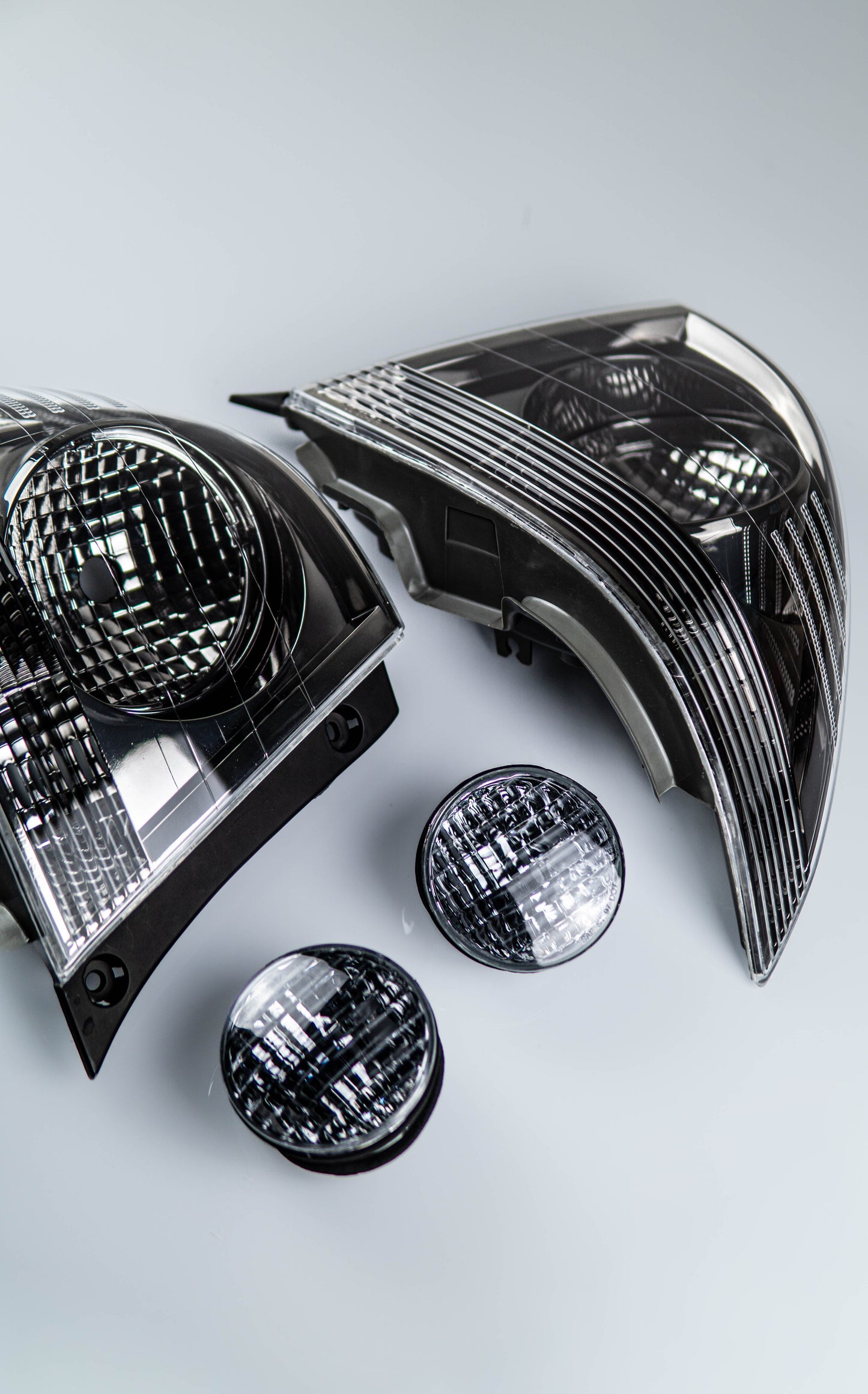 TOYOTA ALTEZZA/LEXUS IS200 SHADOW CHROME CLEAR TAIL LIGHT SET
