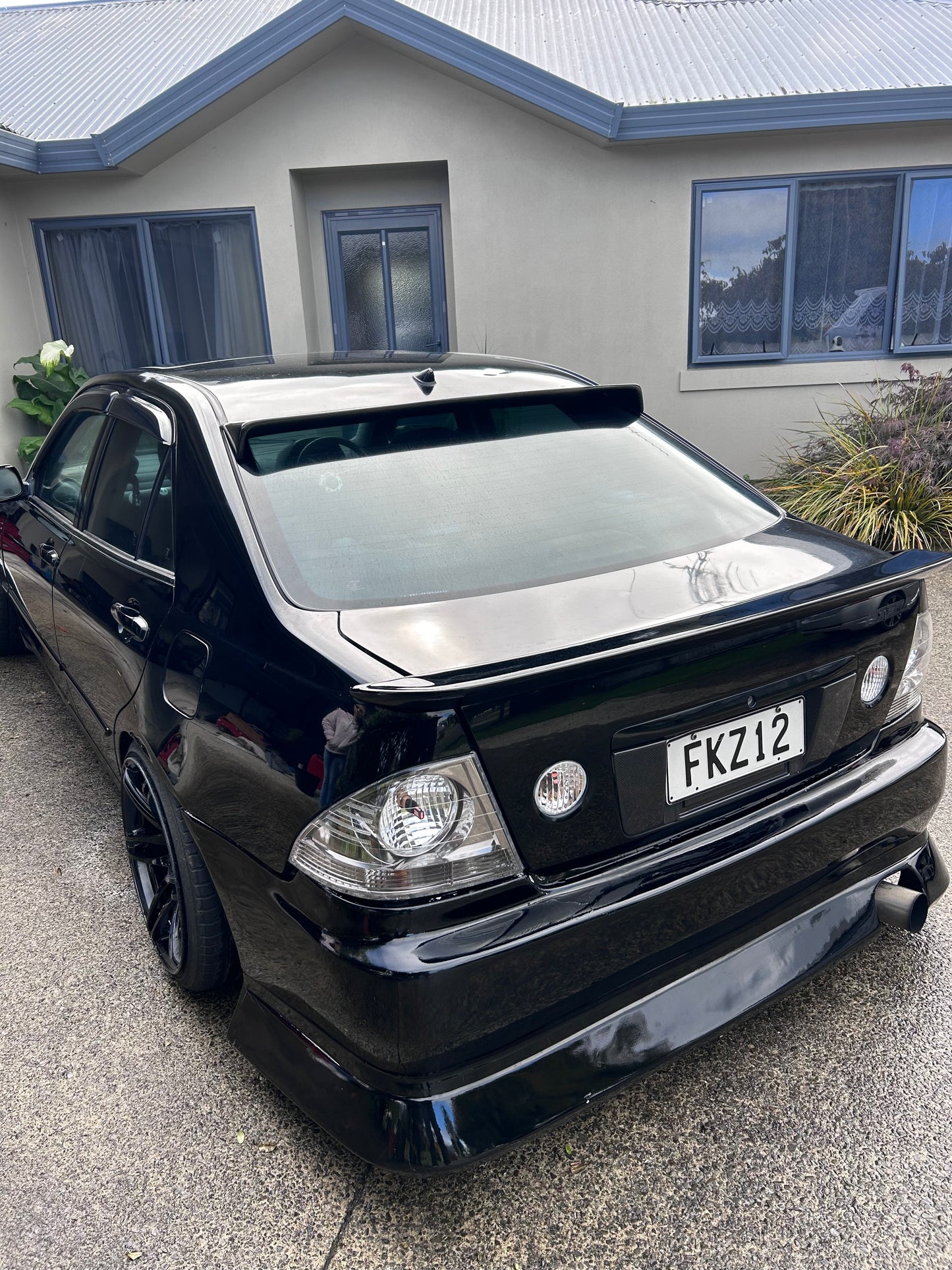 TOYOTA ALTEZZA/LEXUS IS200 STAATIC ROOF SPOILER