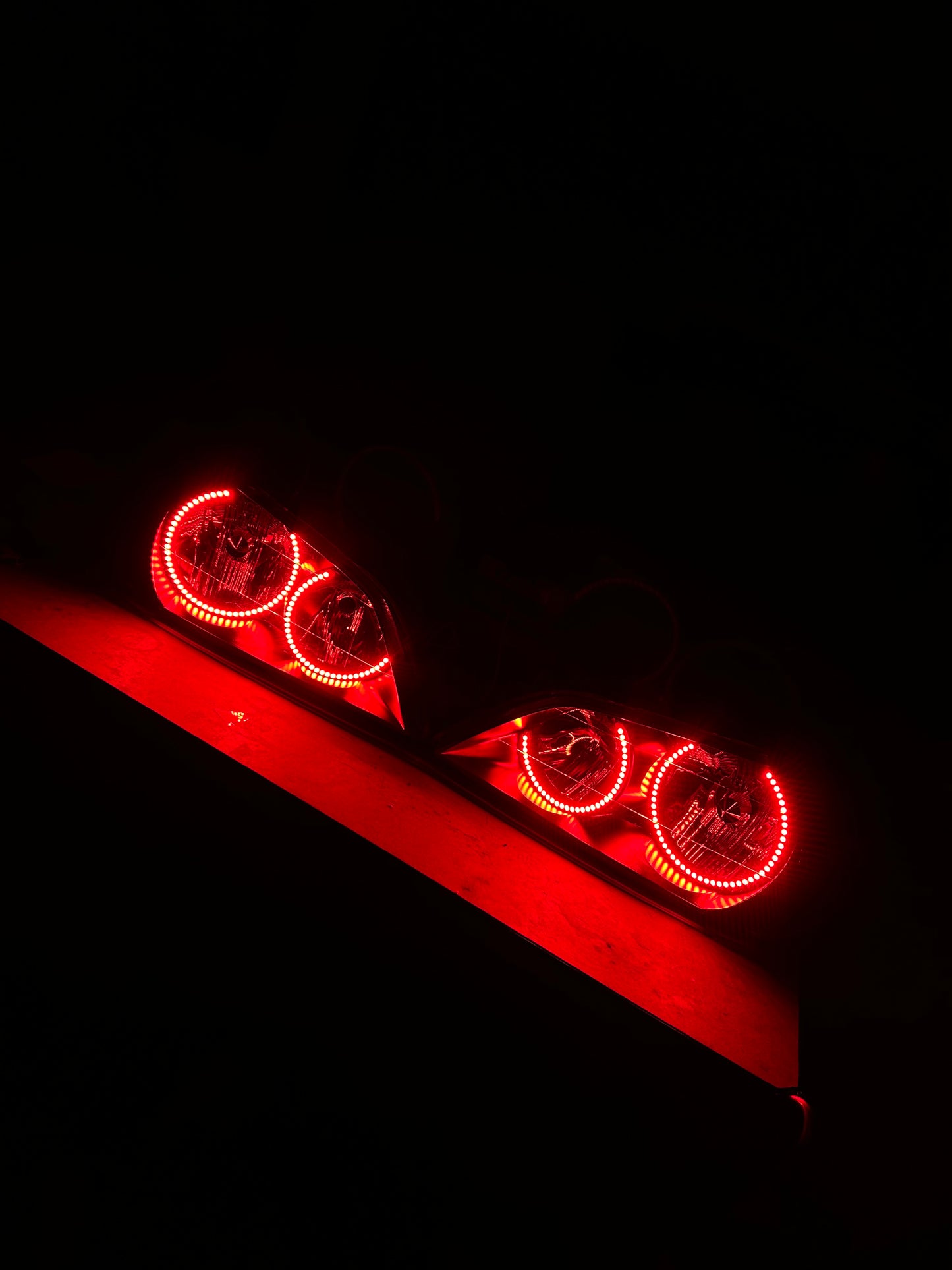 TOYOTA ALTEZZA/LEXUS IS200/IS300 BLACK HOUSING RGB HALO HEADLIGHTS