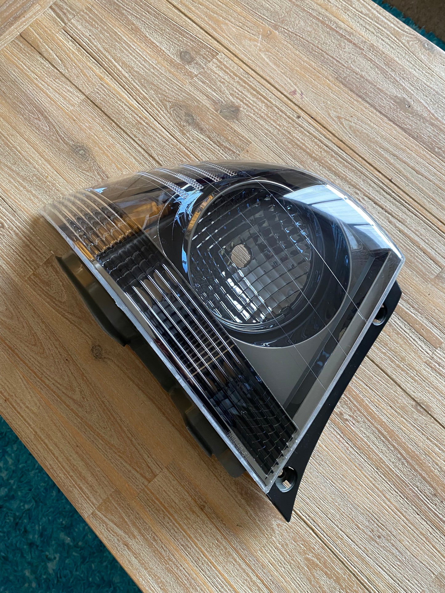TOYOTA ALTEZZA/LEXUS IS200 SHADOW CHROME CLEAR TAIL LIGHTS