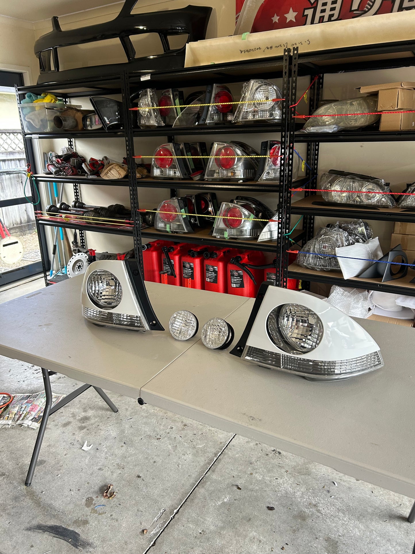 TOYOTA ALTEZZA/LEXUS IS200 CLEAR TAIL LIGHTS WITH GENUINE TRD COVERS AND CLEAR TRUNK LIGHT COMBO