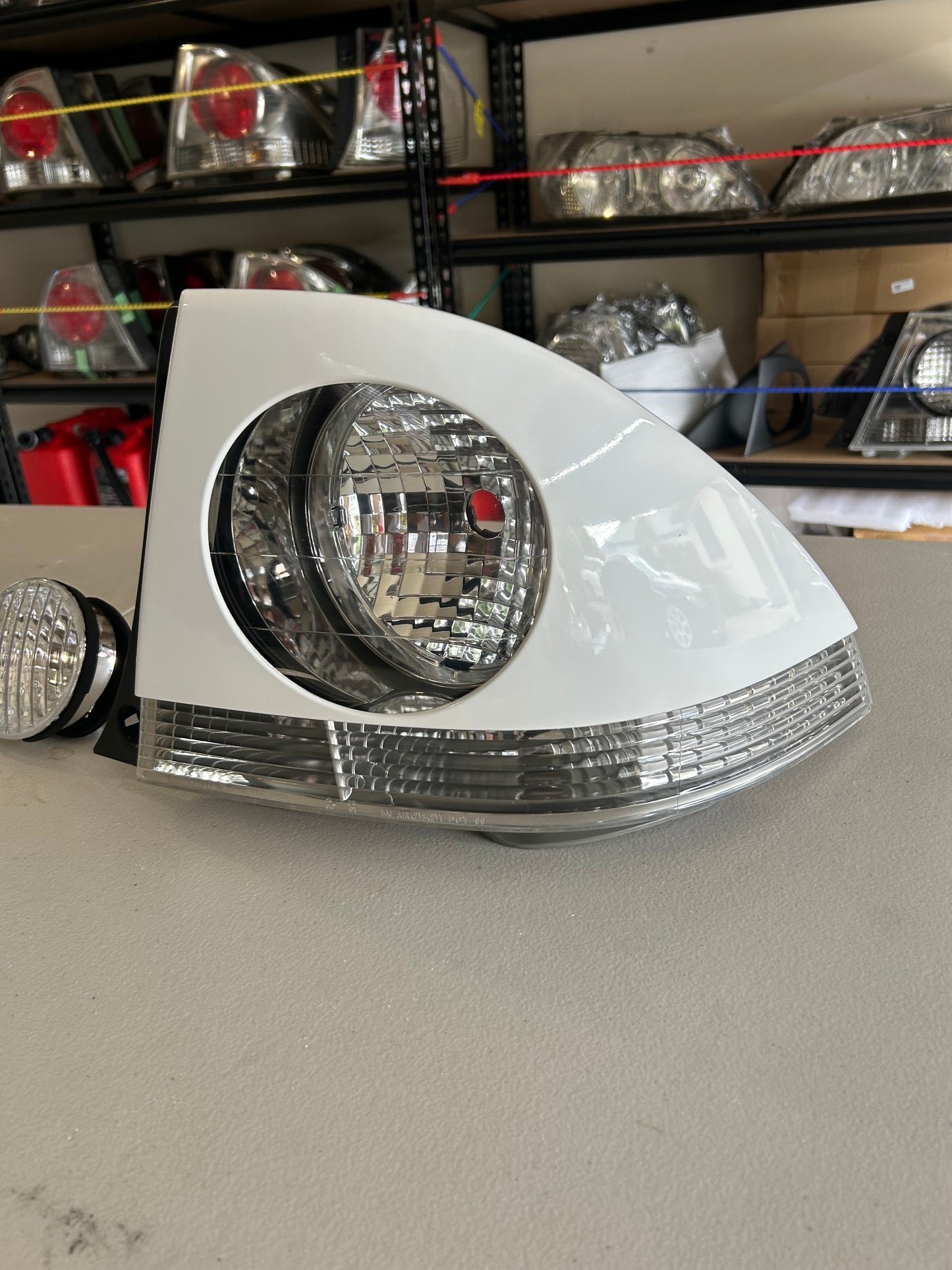TOYOTA ALTEZZA/LEXUS IS200 CLEAR TAIL LIGHTS WITH GENUINE TRD COVERS AND CLEAR TRUNK LIGHT COMBO