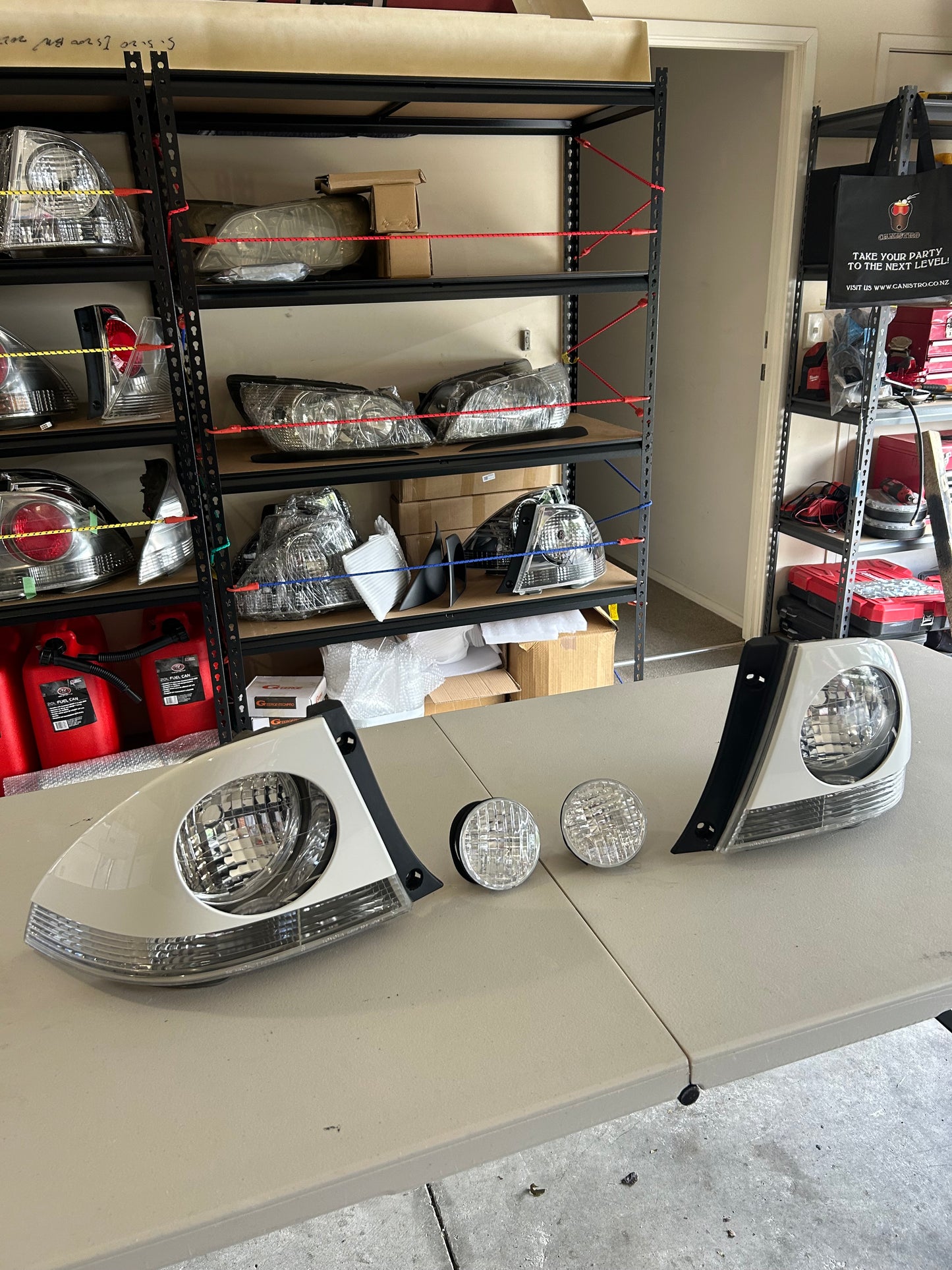 TOYOTA ALTEZZA/LEXUS IS200 CLEAR TAIL LIGHTS WITH GENUINE TRD COVERS AND CLEAR TRUNK LIGHT COMBO