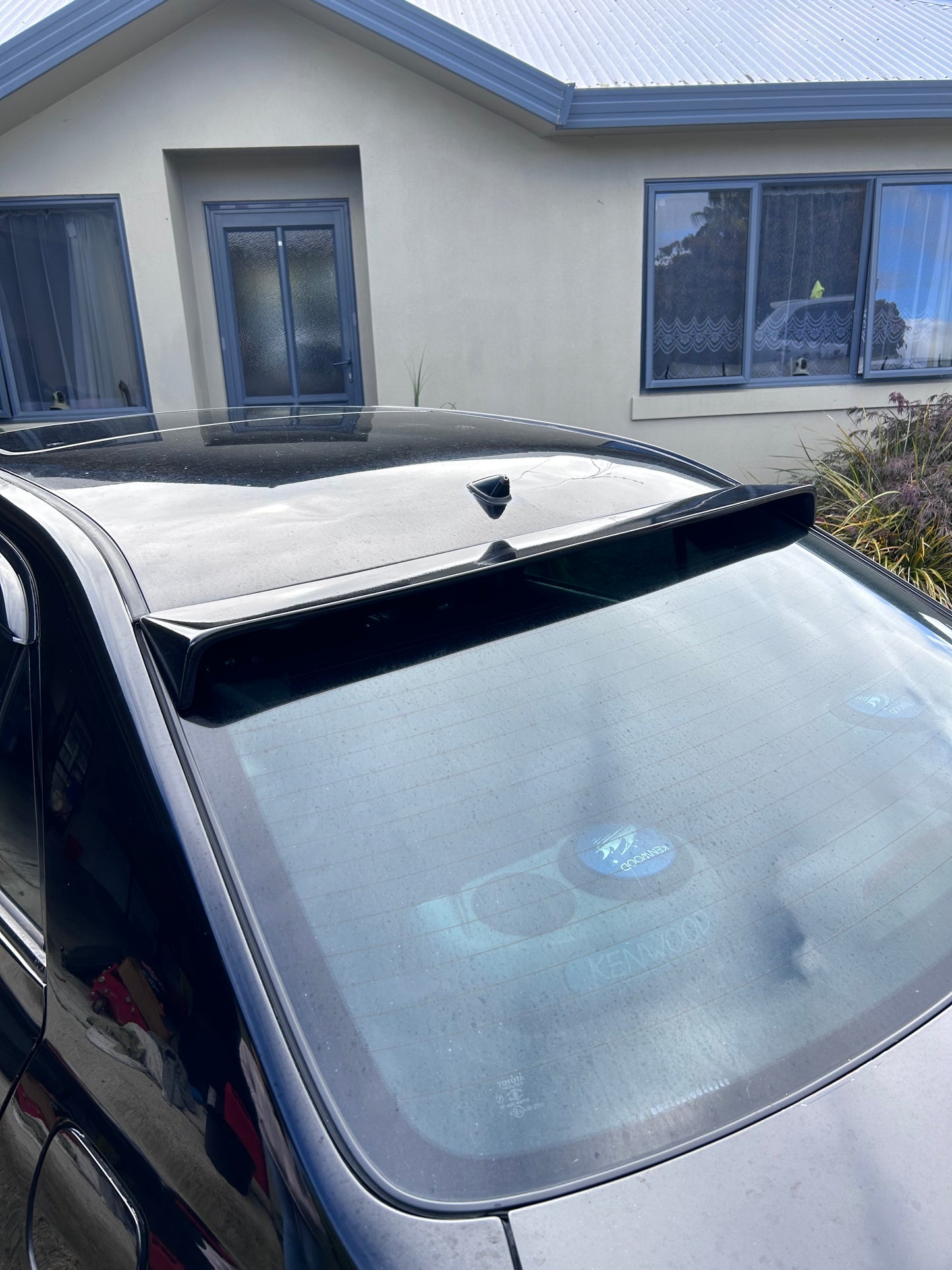 TOYOTA ALTEZZA/LEXUS IS200 STAATIC ROOF SPOILER