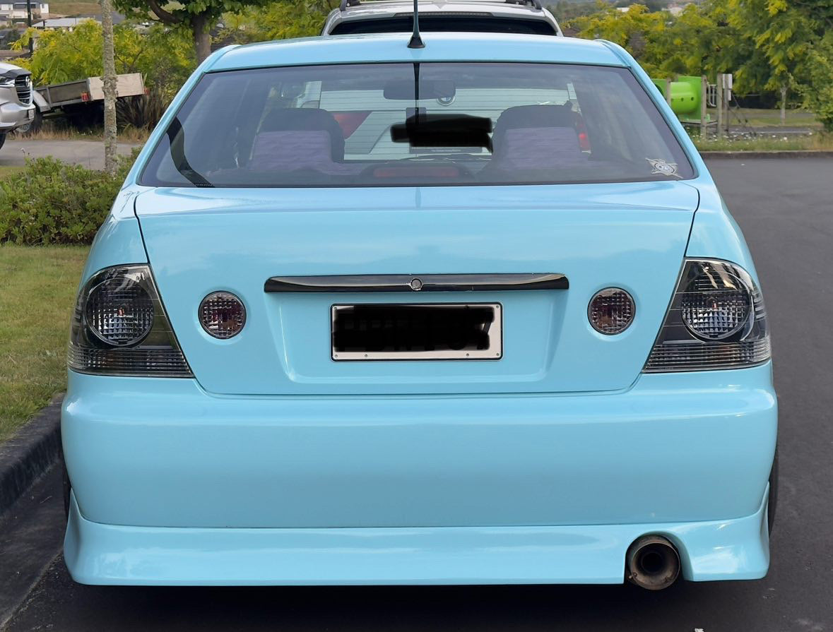 TOYOTA ALTEZZA/LEXUS IS200 SHADOW CHROME TAIL LIGHT COMBO
