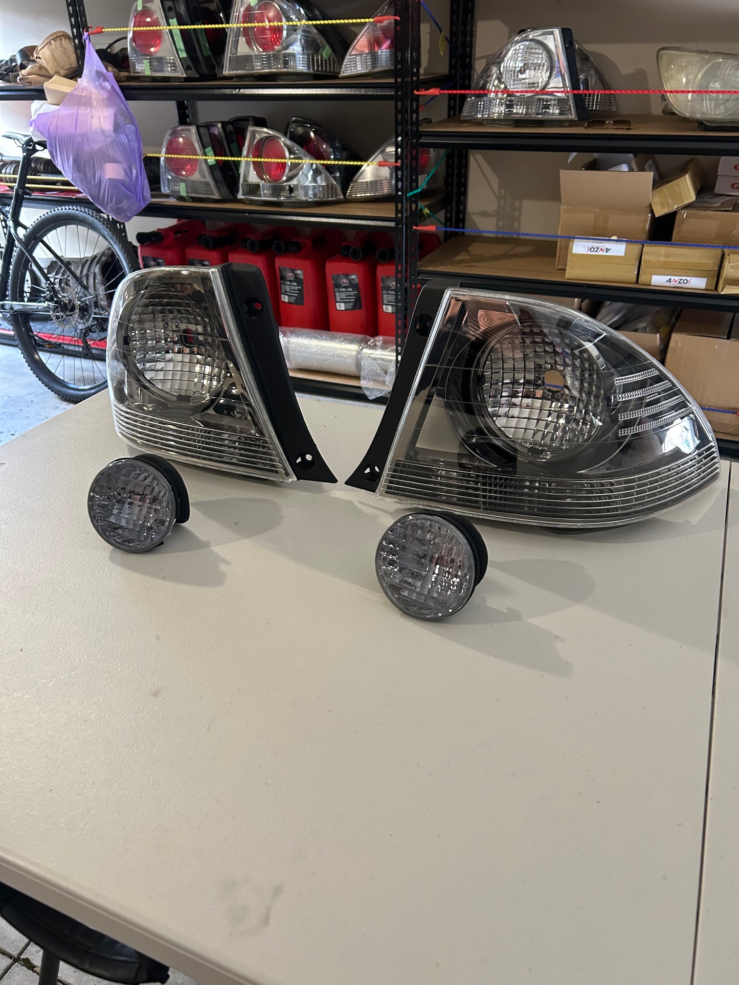 TOYOTA ALTEZZA/LEXUS IS200 SHADOW CHROME TAIL LIGHT COMBO