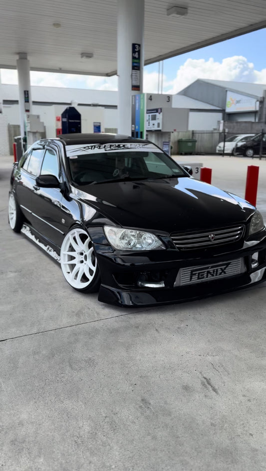 TOYOTA ALTEZZA/ LEXUS IS200 FULL CLEAR LIGHT COMBO!