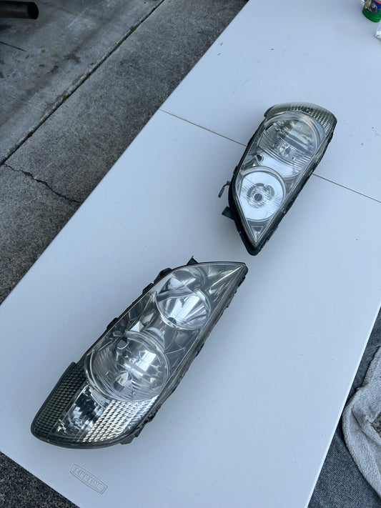 TOYOTA ALTEZZA/LEXUS IS200 PREFACE-LIFT CLEAR HEADLIGHTS