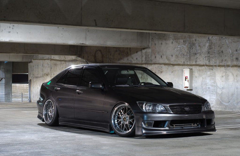 TOYOTA ALTEZZA/LEXUS IS200 VERTEX BODY KIT