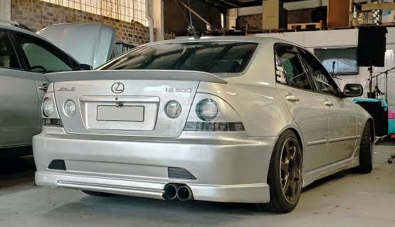 TOYOTA ALTEZZA/LEXUS IS200 TRD TAIL LIGHT COVERS